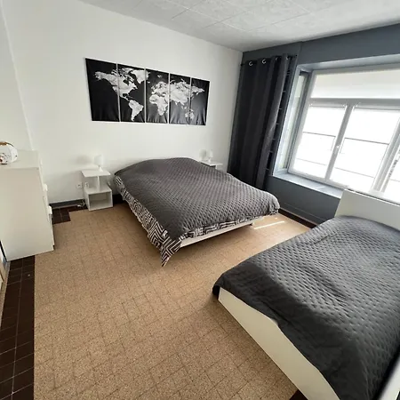 50 Metres De La Avec Garage Prive Et Terrasse * 르 포르텔